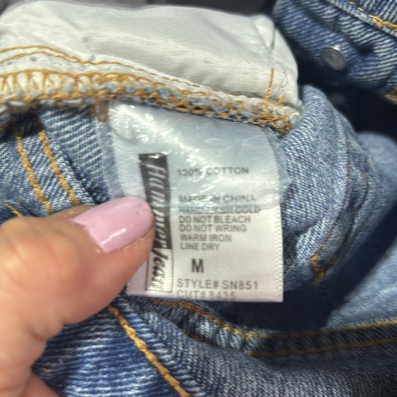 Hammer Jeans High Rise,distressed,5 pocket,belt loop,button fly,frayed cuff,jean - Picture 8 of 11